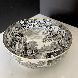 9.5" Black Italian Serving or Centerpiece Bowl - Copeland Spode